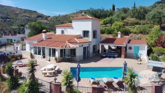 Sunset Properties, Propiedad v1606